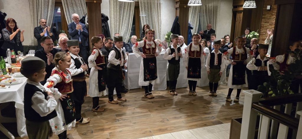 0-02-05-3cde7a5468cae2a7fd985a62a4174c9aa04b3a0df226fd93dd84712a6274cc67_1384a125715534b2